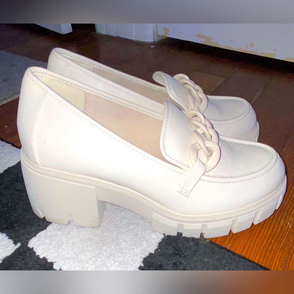 Torrid Bone Loafers 8.5ww